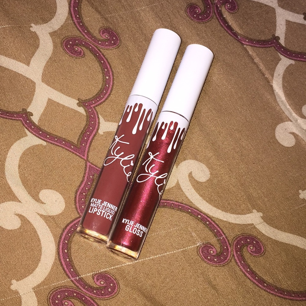 Kylie lip gloss/lip stick